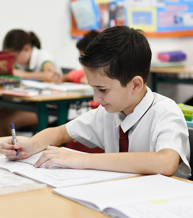 Best British Curriculum School Jumeirah College Dubai